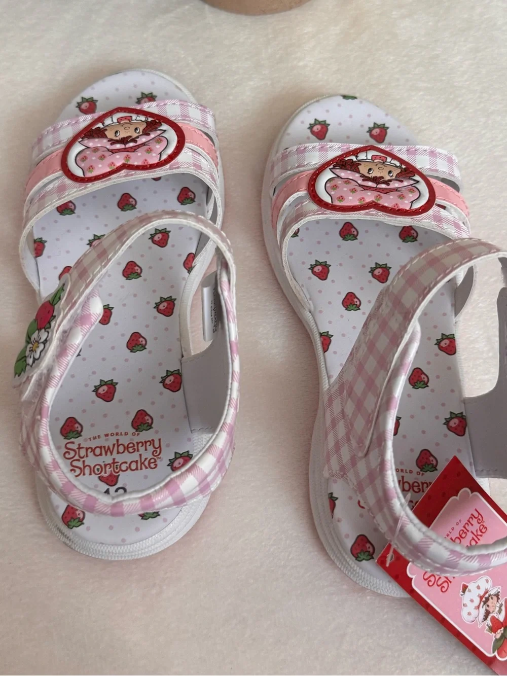 Strawberry Shortcake Little Girls License Sandals